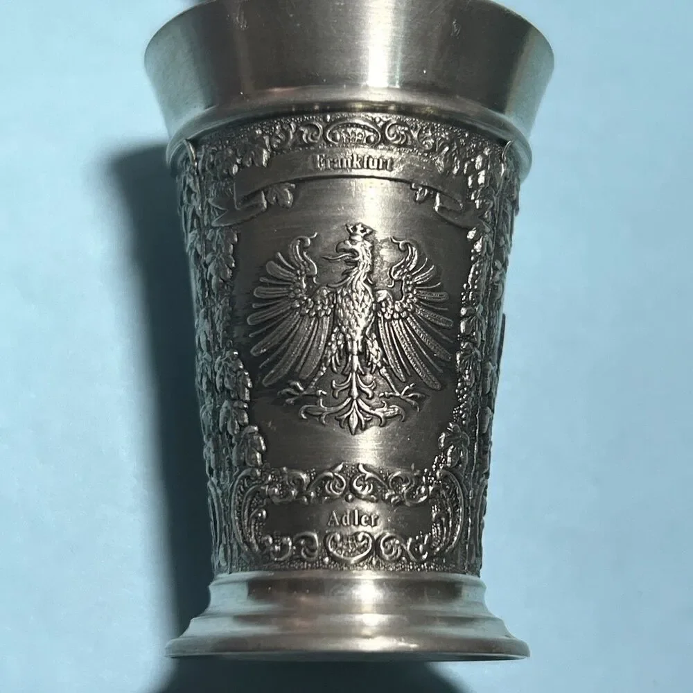 Zinn Becker Stuttgart 95% Pewter Shot, 3 scene Embossed Frankfurt Germany